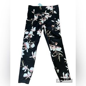 Athleta Magnolia Salutation Stash Pocket Tight Leggings Size M Black Floral